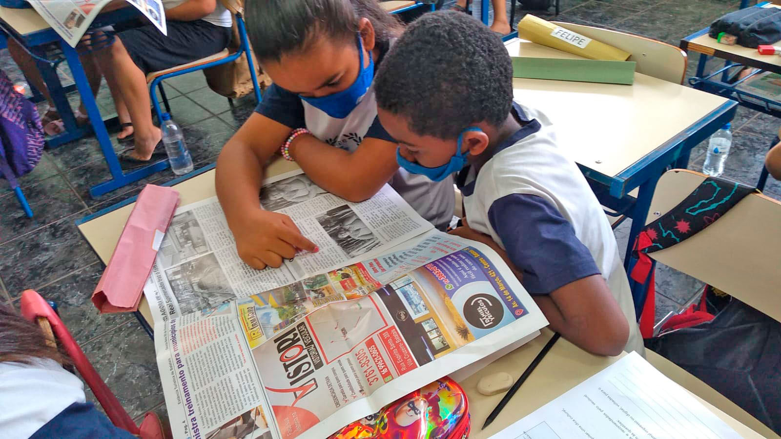 Jornal-da-Cidade-é-utilizado-em-trabalho-com-alunos-na-Escola-Alzira-Acra-de-Almeida01